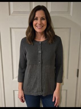 Nine & Co. Charcoal Gray Three-Button Knit Cardigan
